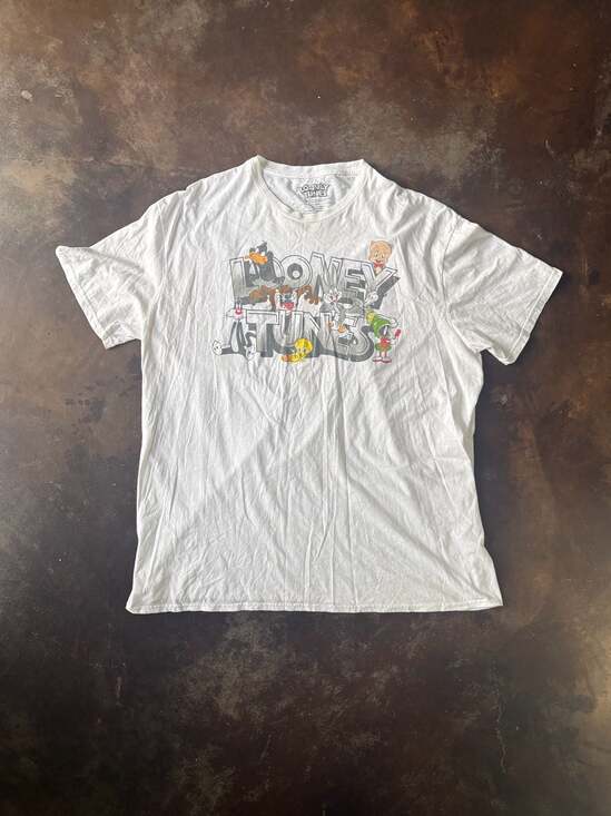 Looney Tunes Other - Looney Tunes Graphic Crew Neck T-Shirt White 2XL